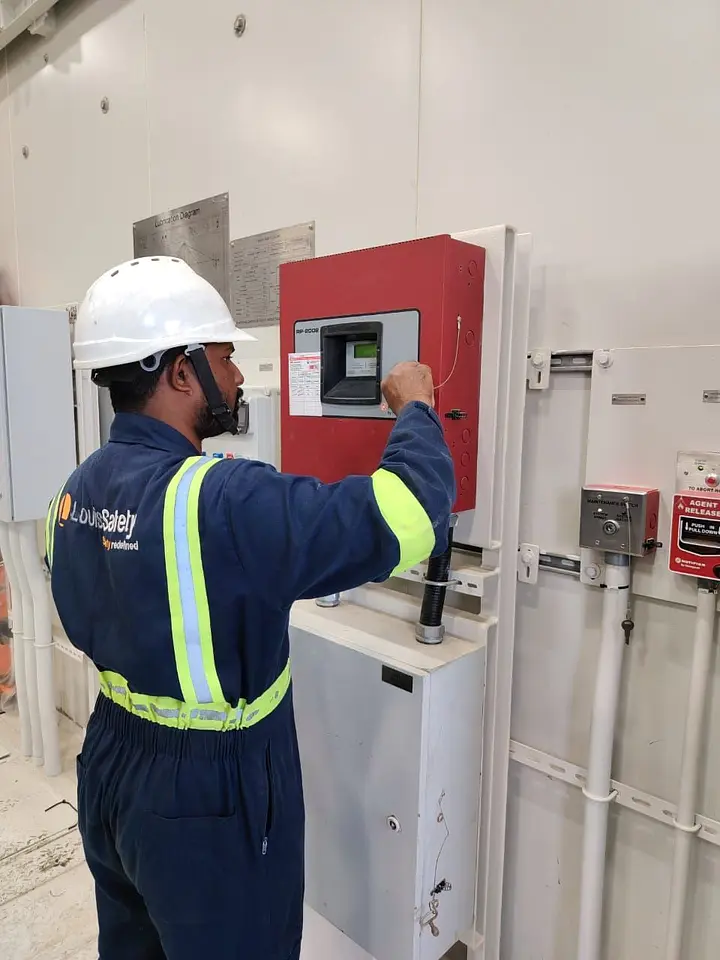 FM-200 System Checking & Verification, photo 3